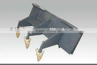 wheeled or tracked skid steer loader