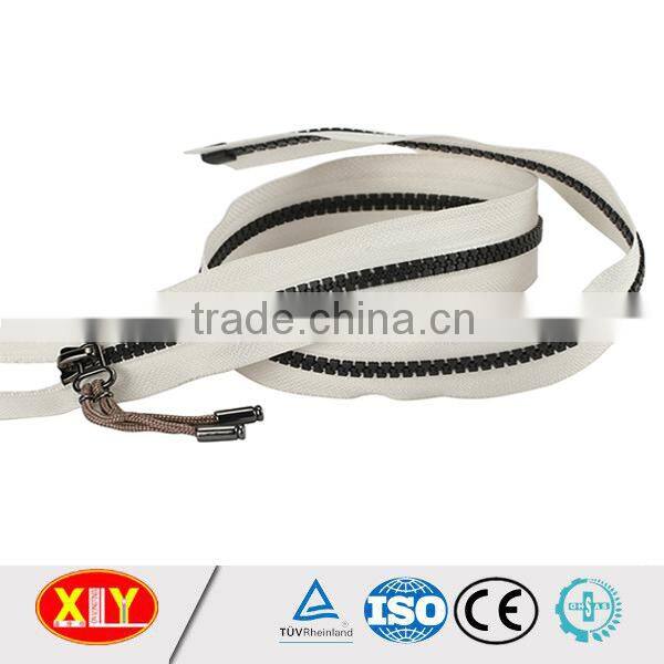 2015 hot sale #5 open end auto lock polyester tape plastic zipper