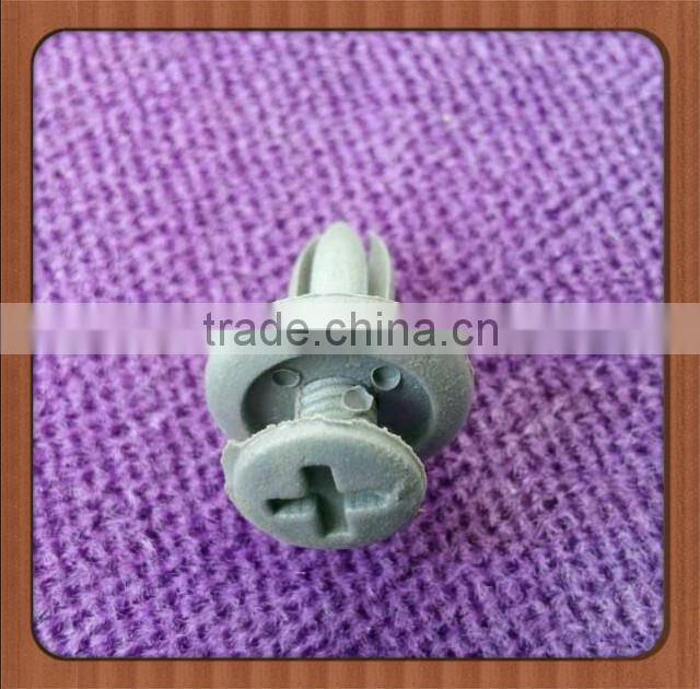 Auto plastic clips suzuki of china manufacturer