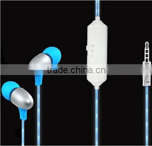 2014 new design Stereo necklace sound sport glowing earphone for girls