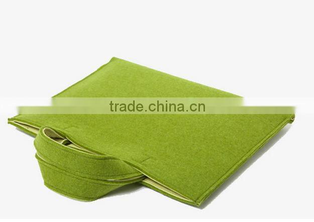 Wholesale promotional laptop bag felt laptop tote 19 years factory