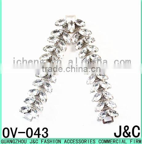 new arrival V shaped resin stone decorated shoe ornament/ shoe accessory/ shoe trim