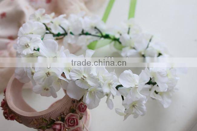 White Flower Head Wreath Garland For Wedding Prom Party And Christmas Decoration