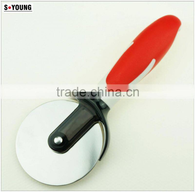 31014 New Penguin Handle Kitchen gadget Pizza Cutter