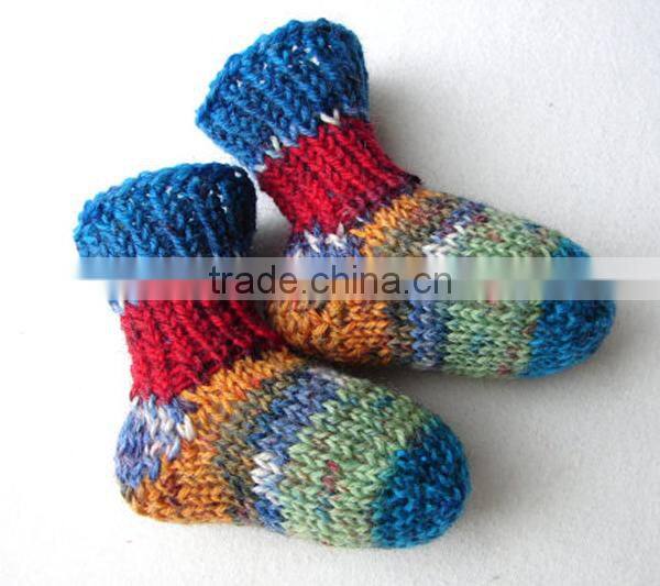 Wholesale Stylish Good quality Crochet Baby Booties Supplier