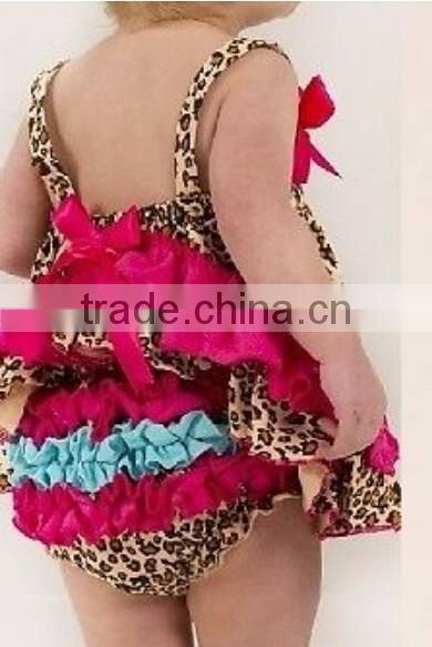 Lowest price Wholesale Boutique Baby Cotton leopard print With Hotpink Ruffles Design Swing Top with Bloomer In set SW666
