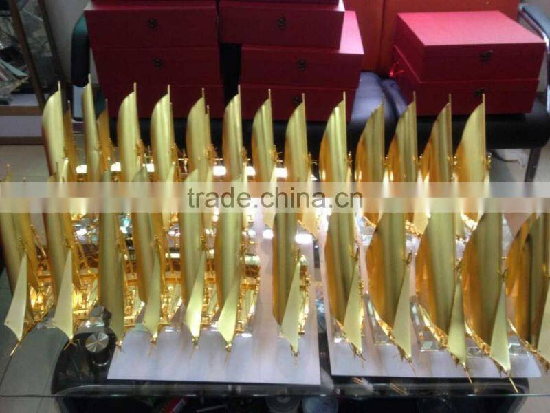 Fascinations Metal Earth Metal Works 3D Laser Cut Metal Golden Ship Model For Home Decoration