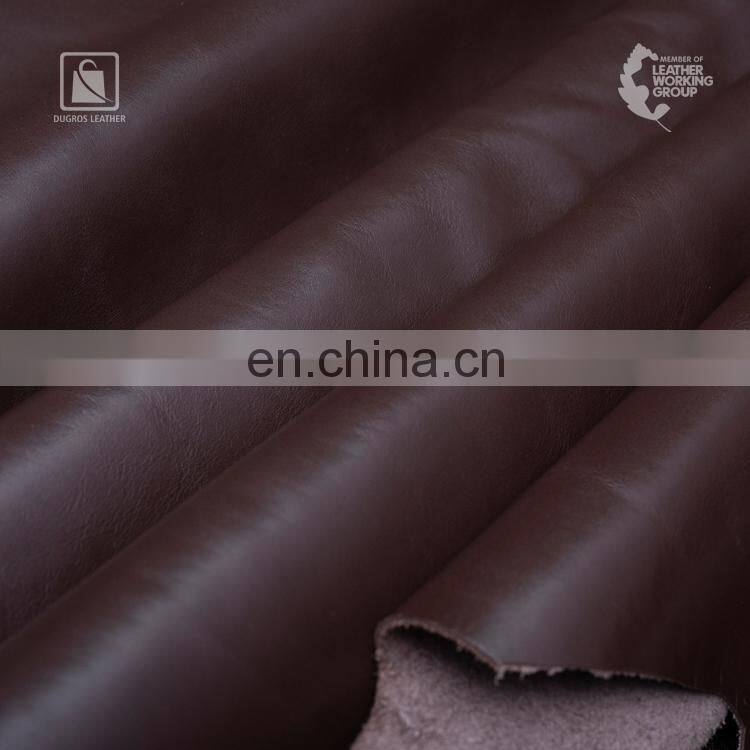 Full Grain and Pre-Distressed Appearance 22 Sqft Size Vegetable Tanned Cow Genuine Leather