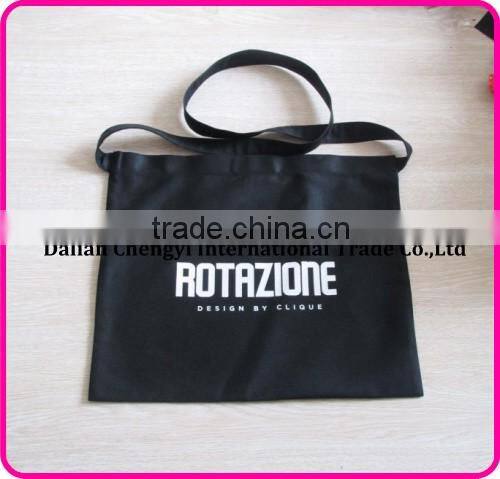 Exporting to UK Wearable Shoulder Cycling Musette Bag with button closed