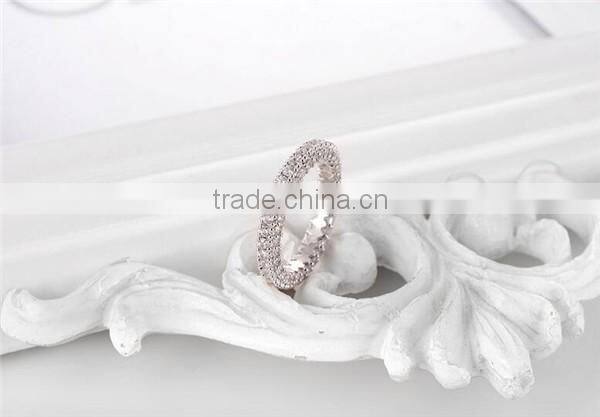 Fashion silver full of crystal wedding ring