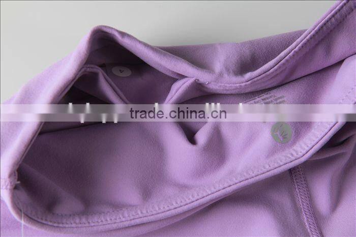 woman plus size short shorts with best cloth fabric fit for yoga and sport