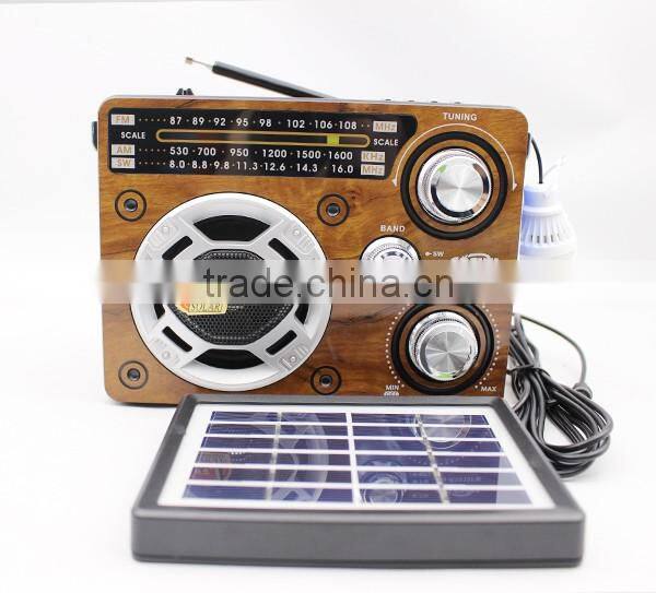 Multi-Function hand crank am fm portable radio with Solar powered dynamo rechargeable radio with flashlight