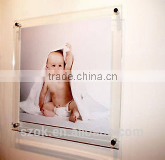 Promotional clear lovely boy wall mounted acrylic photo frame