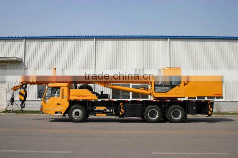 N.Traffic 25Ton Hydraulic Truck Crane QY25G