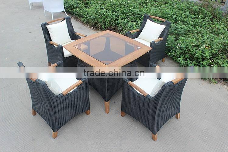 Outdoor Dining Table Rattan Furniture Set