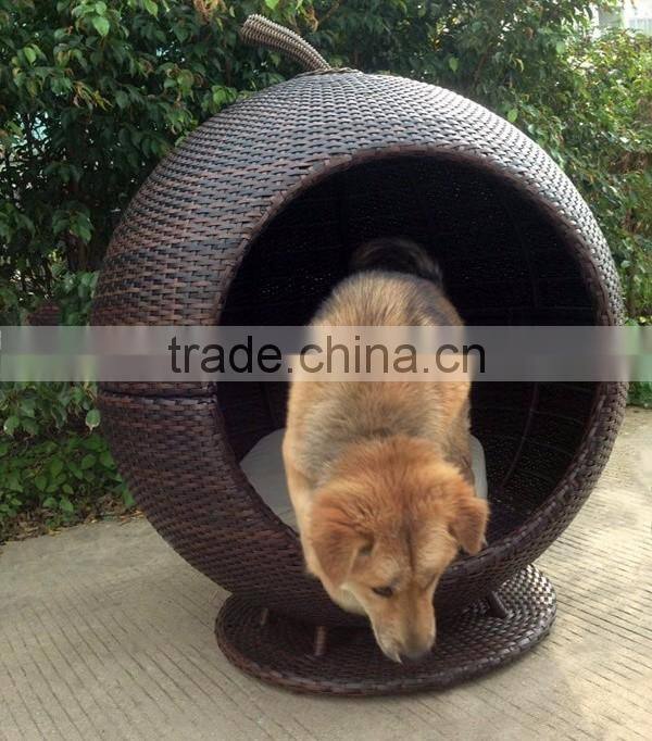Little Size Viro Rattan Garden Pet Bed