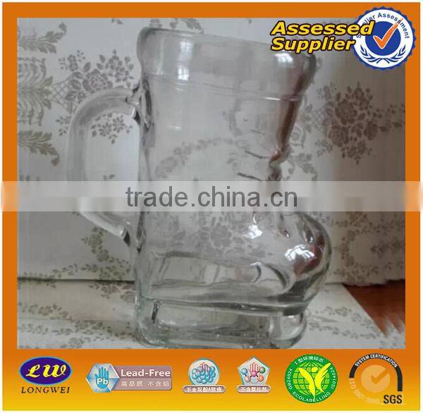 New design shoe shaped bottle glass