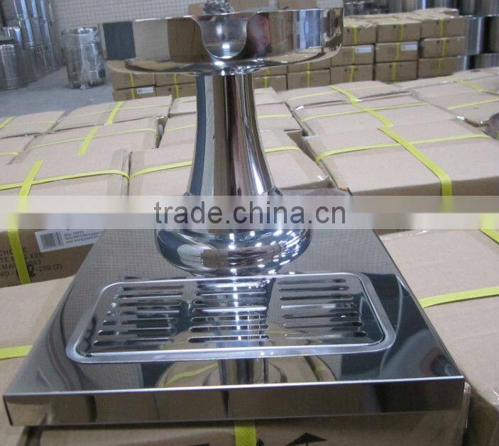 Deluxe juice dispenser for restaurant