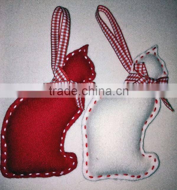 2017 high quality fashion new design bad cat toys lucky pet accessories hanging ornament manufacturer in China OEM ODM