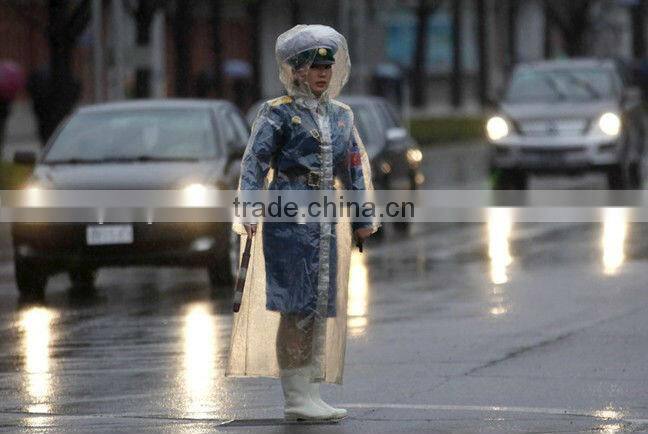 PE disposable plastic raincoat for outdoor