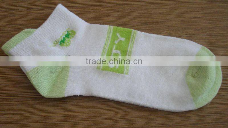 Wholesale Novelty Jacquard children Socks