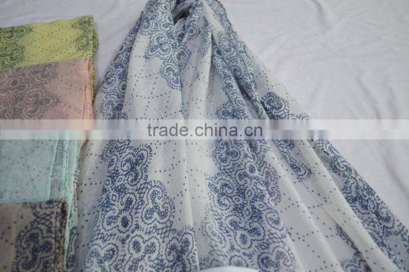 Fashion new arrival designer lady rayon viscose beautiful paisley floral scarf