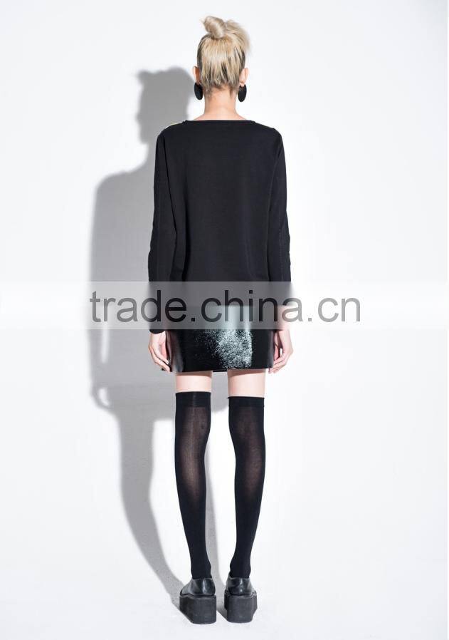 women fashion black casual t-shirts with colorful neckline design