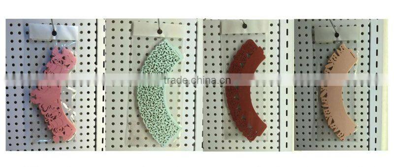 Beautiful Perfume Bottle Pattern Cupcake Wrappers