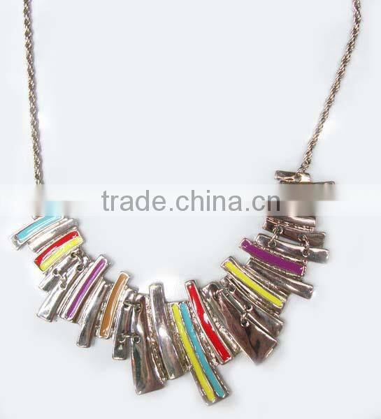 New Arriving Style Casting And Expoxy Fashion Jewelry Necklace