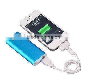 Hot selling smart portable power bank for mobiles