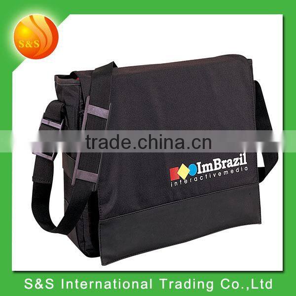 2016 hot sell Multi-function customized shoulder messenger bag