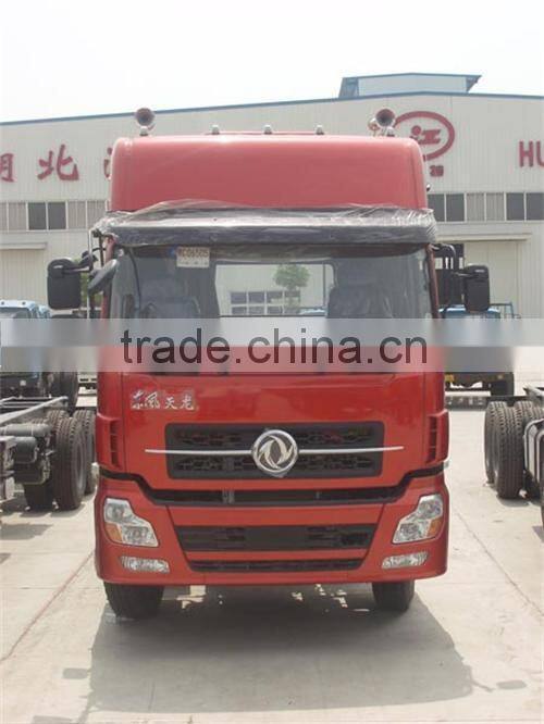 Dongfeng Tianlong 6x4 Heavy-duty Towing and Lifting Wrecker