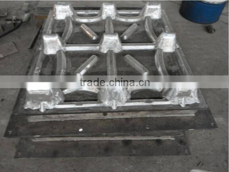 Recycling wood waste wood pallet machine