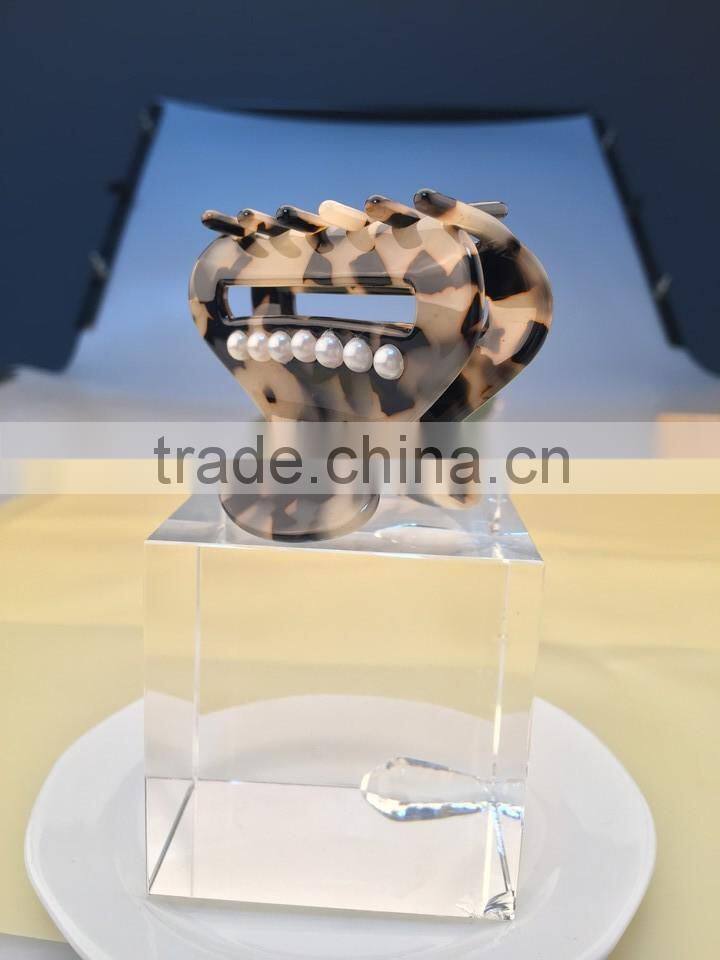 6 teeth handmade pearl decorative hair claw 2015 new design Hollow out magic clamps Chinese alibaba suppliers for fashion claws