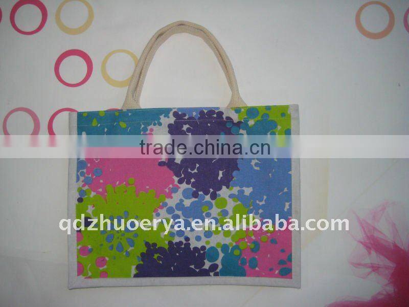 Non- woven shopping bags of colorful printed