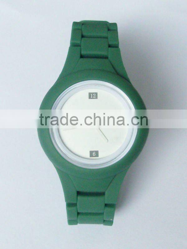 Fashion Stylish Quartz Silicone Wrist Watch