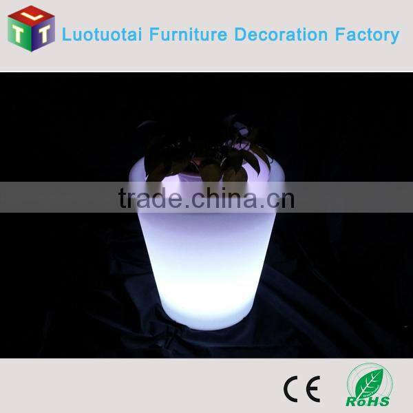 led outdoor flower pot, rechargeable plastic garden pot, China wholesale plant pot