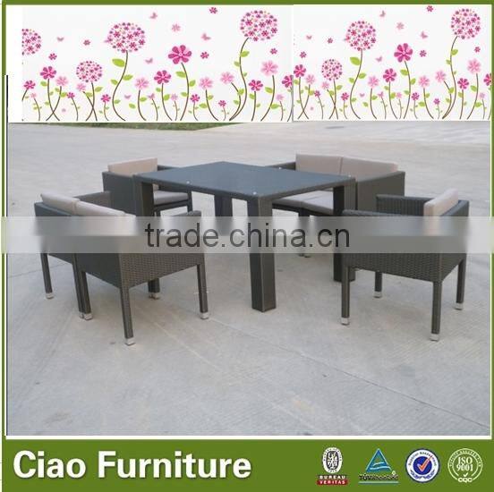 2014 New Style PE Rattan high end garden dining table with chairs