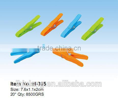 2017 New design Plastic clothes pegs/plastic clothes pegs