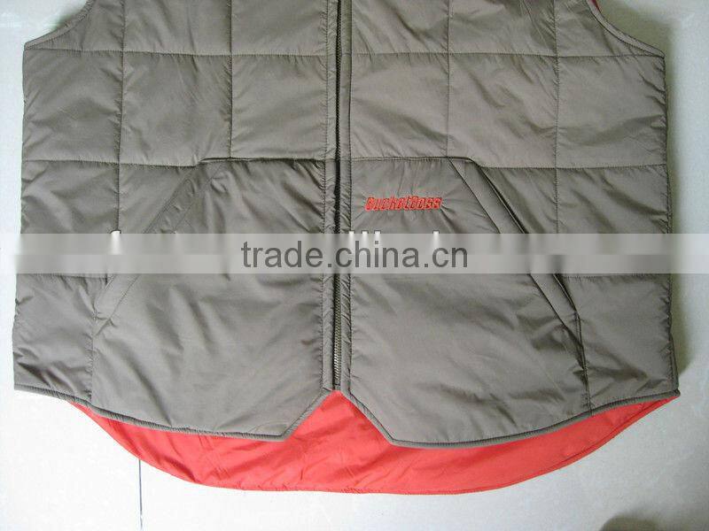 50D polyester taffeta with 100%polyester mens winter warm vest