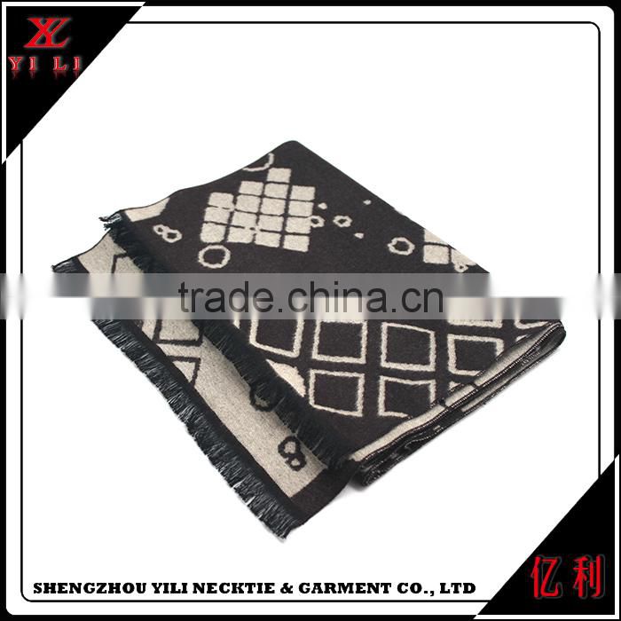 China bulk sale cheap polyester warm mens scarf