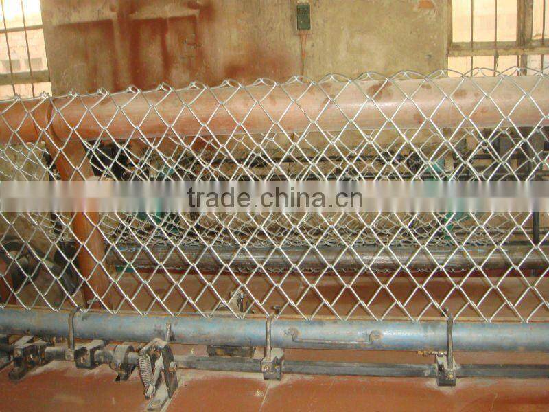 diamond galvanized fence netting( chainlink fence)