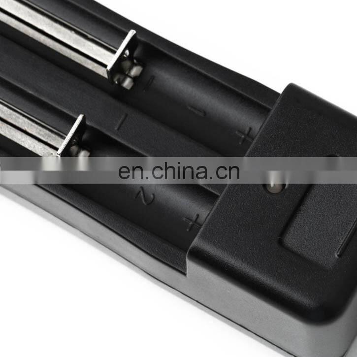 Hot 18650 Li-ion Battery Charger Universal Battery Charger Battery 18650 16340 CR123A Smart Charger