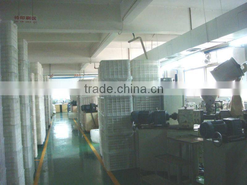 Plastic tube for cosmetic packaging,D40 labeling tube with special cap