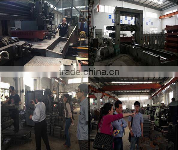 Horizontal Rubber Strip Glass Cover Table