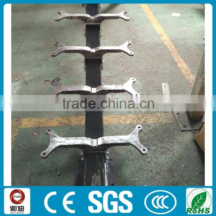 house steel U shape glass staircase