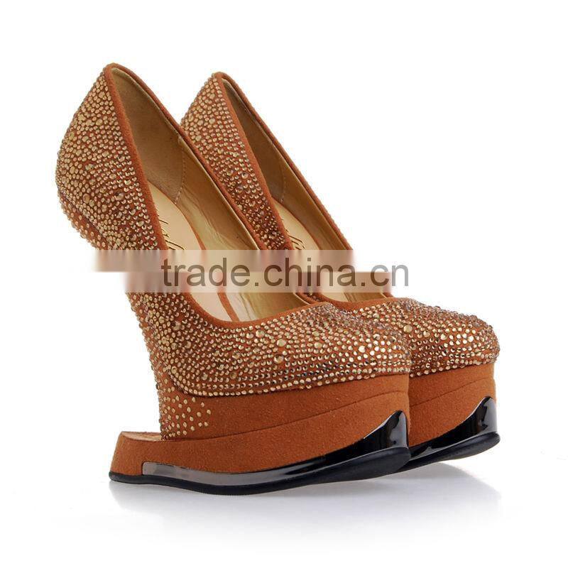 Large high heel women shoes with rivets platform