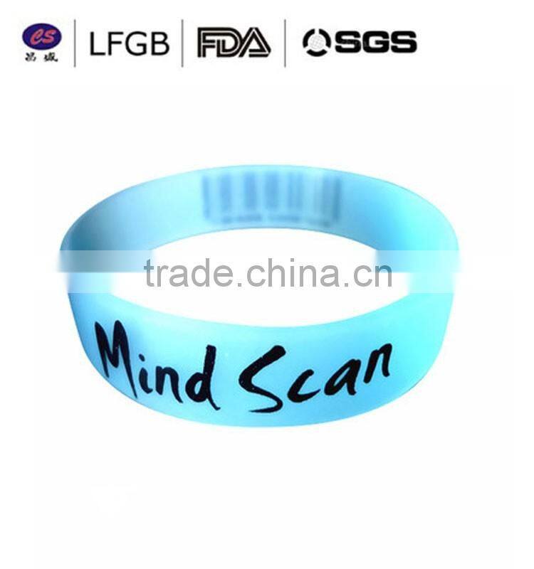 Cheap Rubber Good quality adjustable silicone wristband