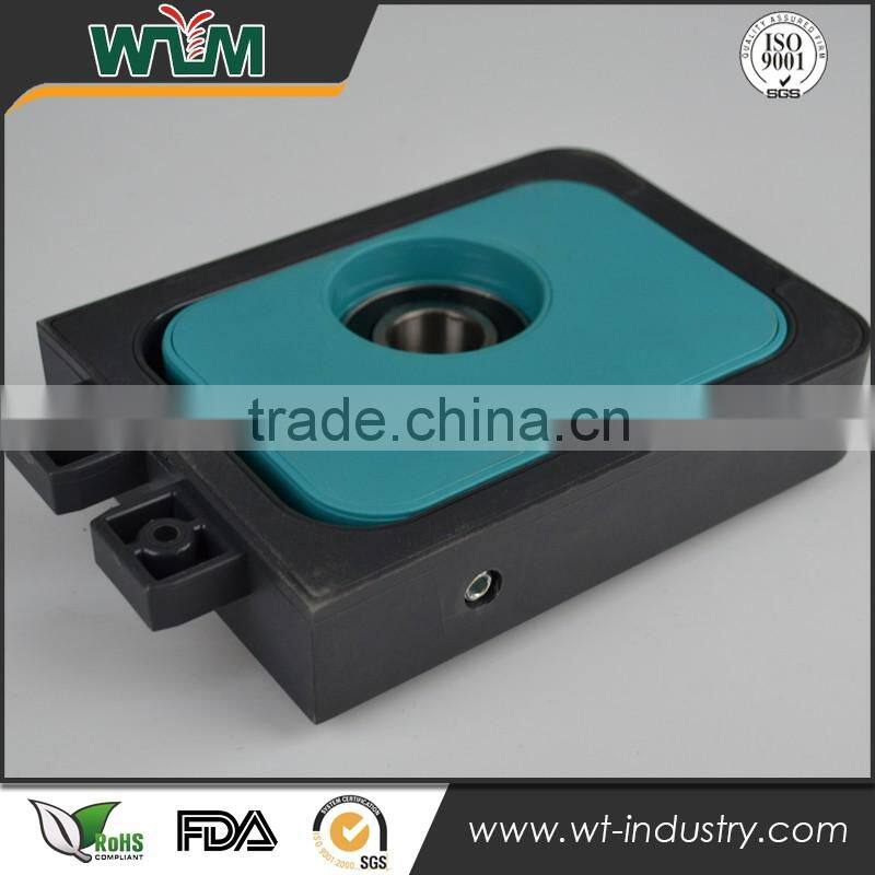 Vehicle Plastic injection mold /molding parts for motor bracket molded from china manufacture