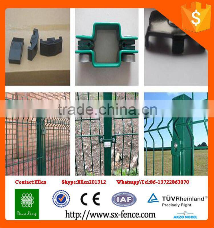 Cheap PVC Coated Welded Metal Garden Fence Panel With Peach post